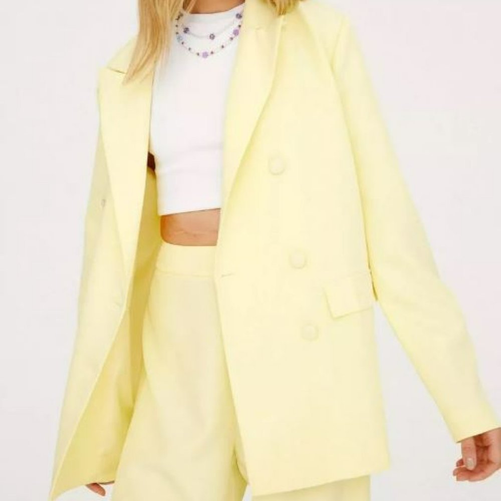 Oversize button blazer